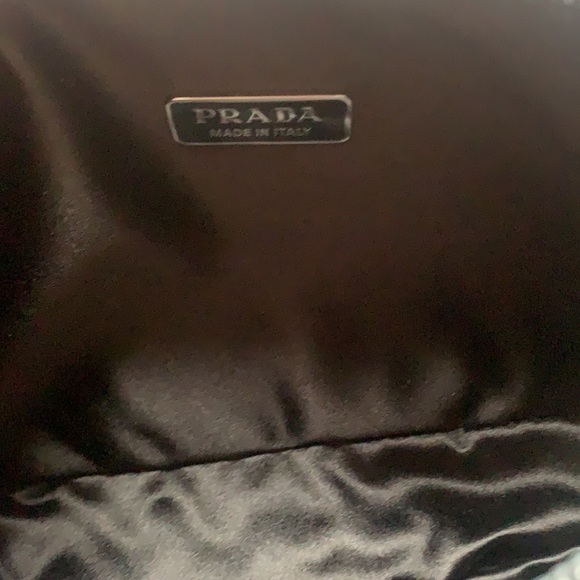 🦄 Prada Black Crystal Re-edition 2000 New - Picture 8 of 9